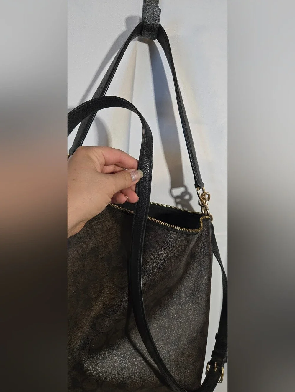 Coach Shoulder Bag W/ Crossbody Strap